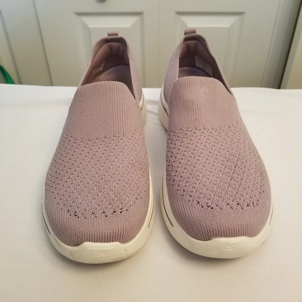 Skechers Go Walk Joy Mauve Purple Knit Slip On Walking Shoes Sneakers Women 8
